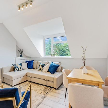Sweet And Lovely 2Br With Free Parking London Kültér fotó