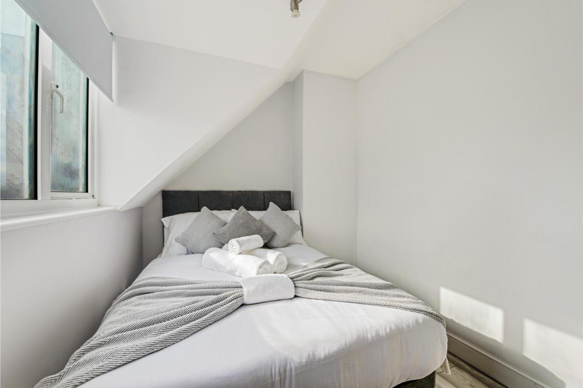 Sweet And Lovely 2Br With Free Parking London Kültér fotó